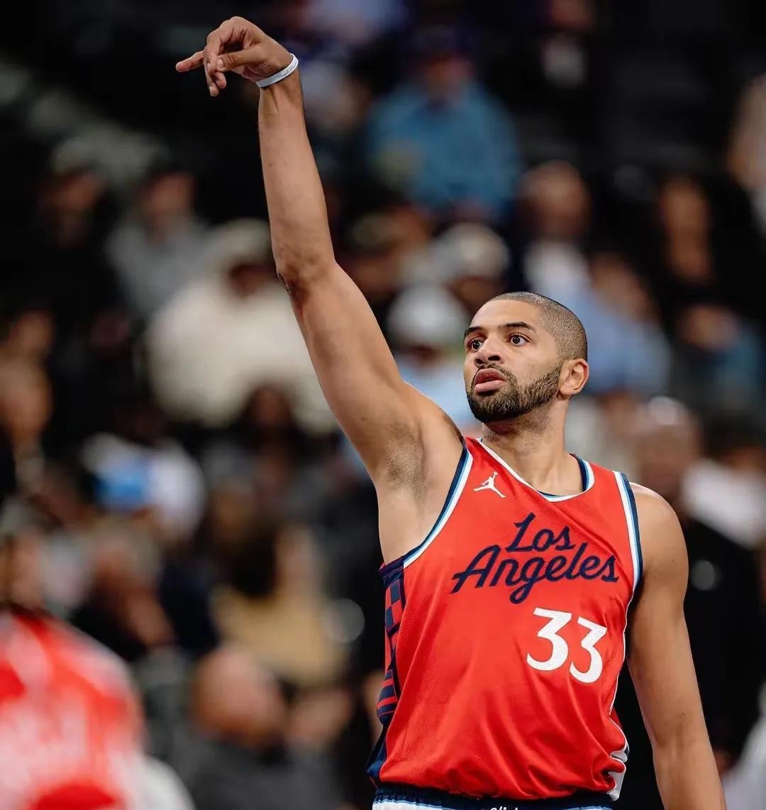 今晚NBA季后赛焦点战，华盛顿奇才完成复出首秀，悬念犹存，身体对抗强度拉满的简单介绍-kaiyun