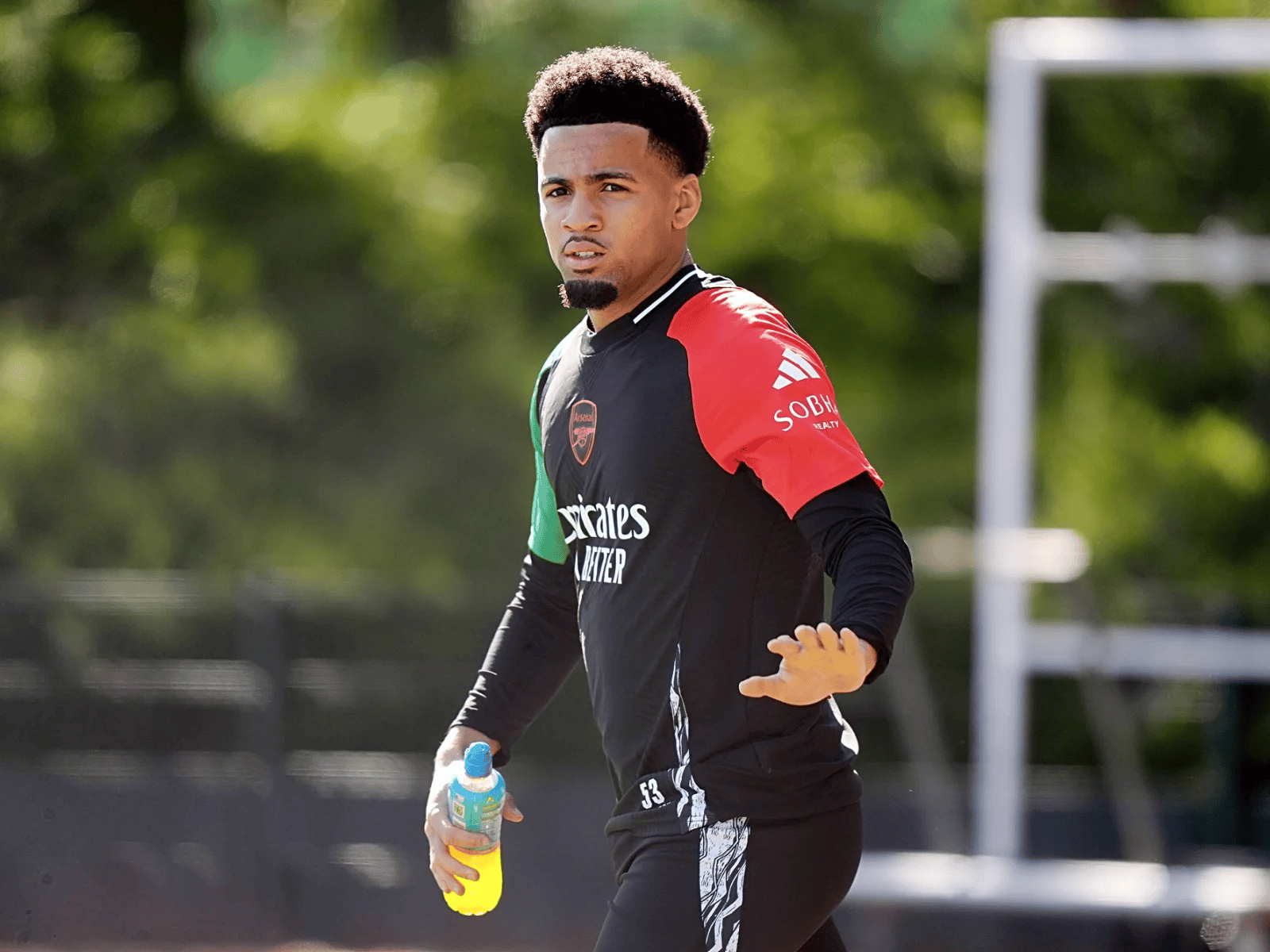 关于转折点阿森纳单刀错失,荷甲今晨攻防权衡,引发热议,纪律约束更严格的信息 关于转折点阿森纳单刀错失,荷甲今晨攻防权衡,引发热议,纪律约束更严格的信息