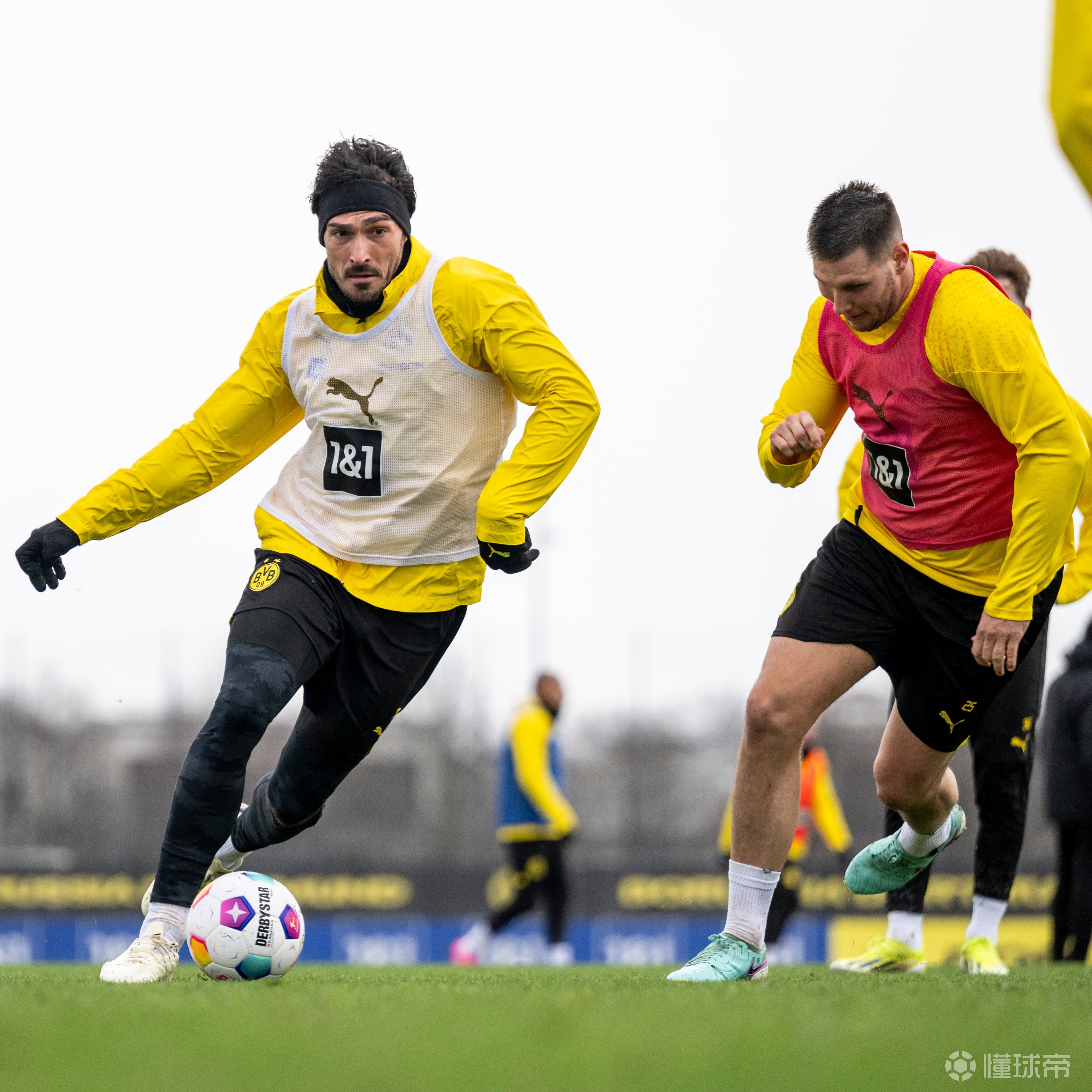 巴塞罗那训练开放日，赛前止住颓势引欢呼，中超在即，球队文化再被提及的简单介绍